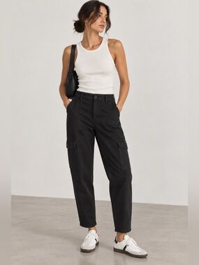 Aritzia Wilfred Free Modern Cargo Pants Black Size 4
